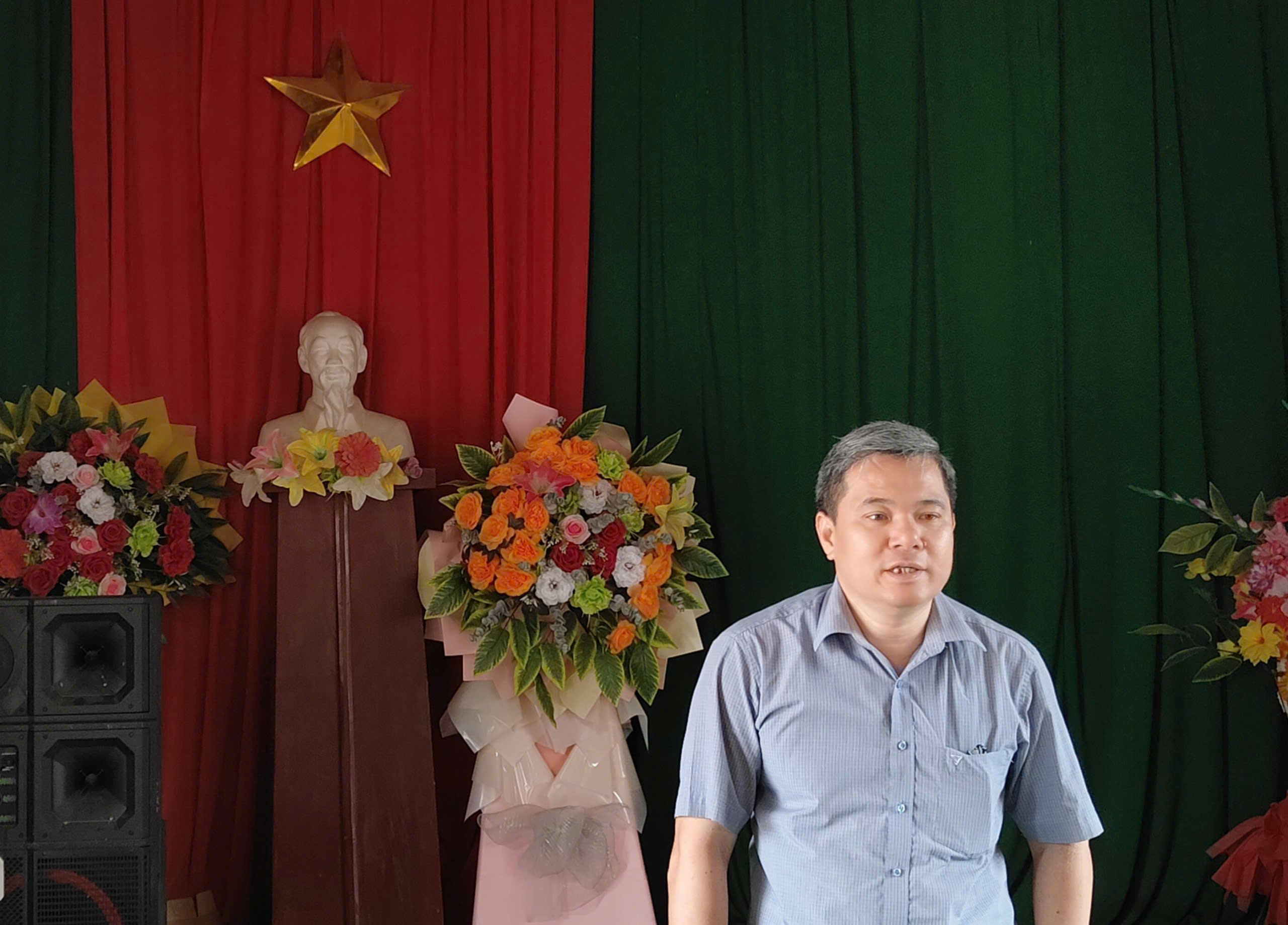 Anh-tin-bai